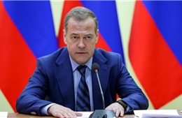 Ông Medvedev: Nga sẽ ngăn chặn mọi nỗ lực tái xâm nhập Kursk của Ukraine