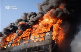 Tổng thống Ukraine cảnh báo đáp trả cứng rắn sau đợt không kích quy mô lớn của Nga