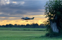 Israel trình làng &#39;ô tô bay&#39; AIR One