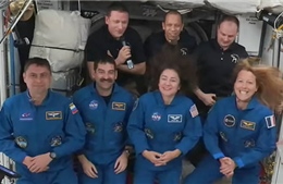 Video tàu vũ trụ của SpaceX ghép nối thành công với trạm ISS