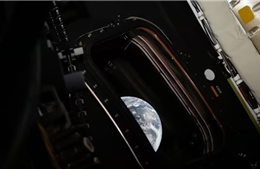 Trái Đất trông ra sao khi nhìn từ tàu vũ trụ Orion?
