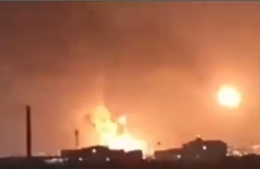 Khu công nghiệp quan trọng của Saudi Arabia bị tấn công bằng tên lửa