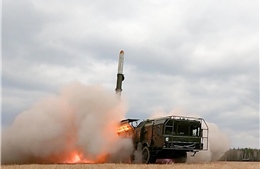 Kiev rung chuyển vì bị tên lửa đạn đạo tấn công ngay sau khi Hội nghị Thượng đỉnh NATO khai mạc