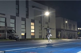 Robot Trung Quốc thách thức giới hạn con người, chạy nhanh hơn Usain Bolt