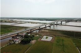 Thông xe cầu Thịnh Long hiện thực hóa ước mơ của người dân hai bờ sông Ninh Cơ