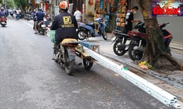 Phòng Cảnh sát giao thông Hà Nội phản hồi bài viết về xe gắn máy chở hàng quá khổ trên báo Tin tức