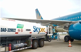 Vietnam Airlines &#39;xanh hóa&#39; Ngày Môi trường Thế giới: SAF đồng loạt cất cánh tại Việt Nam