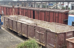 Ngành Đường sắt miễn phí vận chuyển 1 triệu viên gạch xây dựng nhà ở tại miền Trung