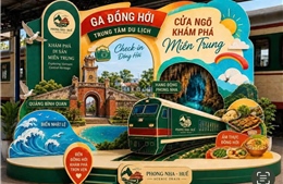 Tàu di sản Huế - Phong Nha giảm 50% tuần lễ khai trương