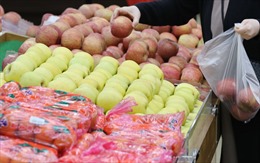 Người Hàn Quốc giảm tiêu thụ trái cây vì giá tăng vọt