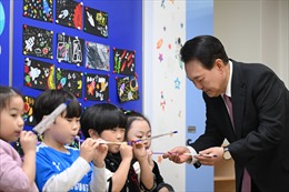 Hàn Quốc cắt giảm giáo viên vì số lượng học sinh giảm dần