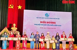 Biểu dương 10 phụ nữ Thủ đô tiêu biểu 2024