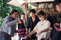 Văn hóa Cơ Tu sống động qua bước chân người trẻ