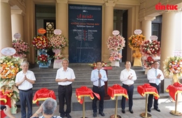 Ra mắt không gian trưng bày mỹ thuật ứng dụng và mỹ thuật dân gian
