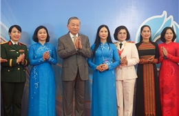 Trung ương Hội Liên hiệp Phụ nữ Việt Nam đón nhận Huân chương Lao động Hạng Nhất 