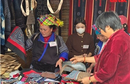 Tôn vinh bản sắc văn hóa Mông giữa lòng Thủ đô 