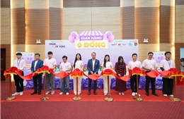 Tổ chức ‘Gian hàng 0 đồng’, trao tặng 2010 suất tầm soát ung thư cho phụ nữ yếu thế