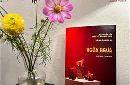 Ngựa gốm chào xuân Bính Ngọ: Cuộc rong ruổi sáng tạo của họa sĩ Tuấn Nguyễn