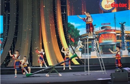 Sắc xuân ba miền sống động qua ngôn ngữ xiếc 