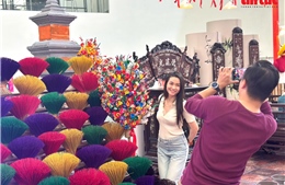 Hội chợ Mùa Xuân 2026: Một 'Huế thương' dịu dàng giữa lòng Hà Nội