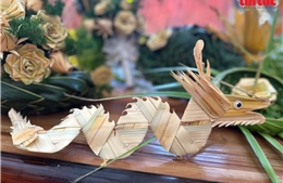 Lá dừa hóa thân thành sản phẩm nghệ thuật, bừng sáng tại Hội chợ Mùa Xuân 2026