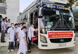 38 bác sỹ, điều dưỡng từ Phú Thọ lên đường hỗ trợ Quảng Nam chống dịch
