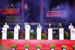 Thủ tướng Phạm Minh Chính dự lễ phát lệnh ra quân sản xuất đầu năm tại cảng Tân Cảng – Cát Lái