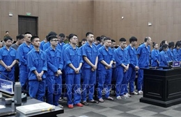 Hà Nội: Phạt tù nhóm 32 bị cáo tổ chức sử dụng trái phép chất ma túy tại quán karaoke