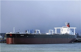 Iran ép một tàu chở dầu của Algeria vào lãnh hải 
