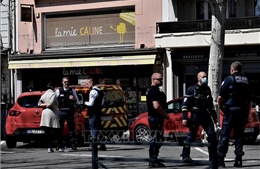 Tấn công bằng dao ở Pháp làm ít nhất 9 người thương vong