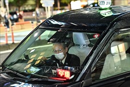 Tokyo: Cho phép lái xe taxi từ chối chở khách không đeo khẩu trang