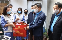 Hà Nội hỗ trợ kinh phí cho trên 300 công nhân không về quê đón Tết