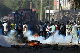 Hàng loạt tiếng súng nổ gần Phủ Tổng thống Niger 