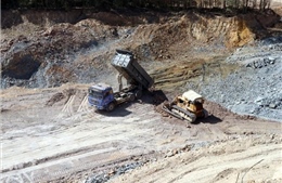 Thừa Thiên - Huế tạm dừng hoạt động hai mỏ đất sau phản ánh của TTXVN