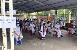 TP Hồ Chí Minh: Hỗ trợ tiếp nhận, thu dung điều trị người lao động mắc COVID-19