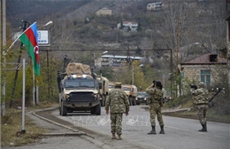 Armenia và Azerbaijan nhất trí ngừng giao tranh tại biên giới 