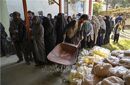 Afghanistan: Chính quyền Taliban phân phát viện trợ nhân đạo cho các địa phương