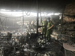 Bình Phước: Hỏa hoạn trong đêm thiêu rụi 64 ki ốt tại chợ Thanh Lương