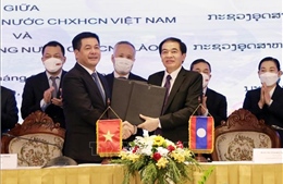 Việt Nam - Lào tăng cường hợp tác phát triển thương mại biên giới 