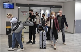  Hy Lạp dỡ bỏ các hạn chế với du khách trước mùa du lịch Hè quan trọng