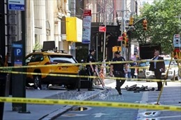 Taxi lao lên vỉa hè khiến nhiều người bị thương tại New York, Mỹ