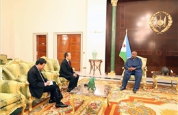 Tổng thống Djibouti đánh giá cao thành tựu phát triển kinh tế của Việt Nam