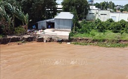 Công bố tình huống khẩn cấp sạt lở sông Tiền ở Đồng Tháp 
