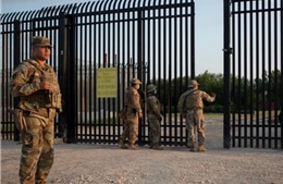 Mỹ: Bang Texas triển khai trên 400 binh sĩ tới khu vực biên giới 