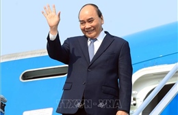 Chủ tịch nước Nguyễn Xuân Phúc lên đường thăm cấp Nhà nước tới Indonesia