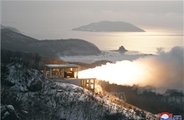 Triều Tiên thử nghiệm &#39;động cơ nhiên liệu rắn có lực đẩy cao&#39;