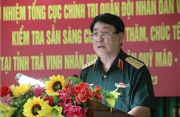 Đại tướng Lương Cường thăm, tặng quà Tết quân và dân tỉnh Trà Vinh