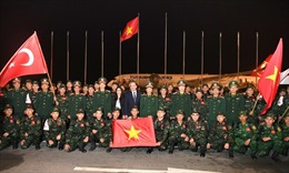 Tổng Tham mưu trưởng Nguyễn Tân Cương tiễn 76 quân nhân lên đường tới Thổ Nhĩ Kỳ