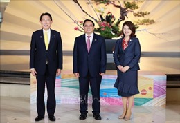Lễ đón Thủ tướng Phạm Minh Chính tham dự Hội nghị thượng đỉnh G7 mở rộng