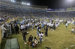 Giải Vô địch Bóng đá Quốc gia El Salvador kết thúc sớm sau vụ giẫm đạp kinh hoàng
